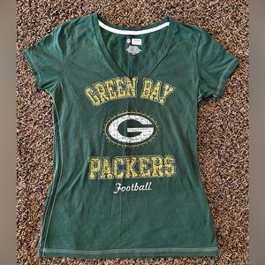 Green Bay Packers NFL brand women’s V-Neck T-shirt